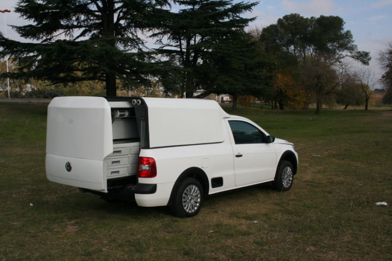 Unidad de Servicio Móvil sobre Vehículo Hatchback